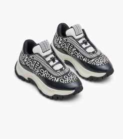 Marc Jacobs The Monogram Lazy Runner BLACK/WHITE 16 Marc Jacobs The Monogram Lazy Runner BLACK/WHITE -Fashion Store MJI 2F3FSN001F10 005 F8F8F8 1 1 MAIN 1