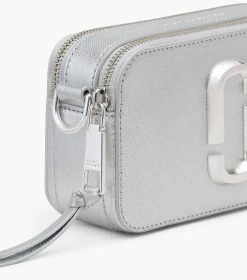 Marc Jacobs The Metallic Snapshot Dtm SILVER -Fashion Store MJI 2F3HCR056H01 040 F8F8F8 1 1 ALT6