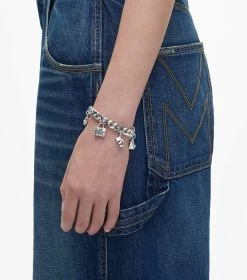 Marc Jacobs The Mini Icon Charm Bracelet LIGHT ANTIQUE SILVER 10 Marc Jacobs The Mini Icon Charm Bracelet LIGHT ANTIQUE SILVER -Fashion Store MJI 2F3JBR001J60 029 F8F8F8 1 1 ALT1
