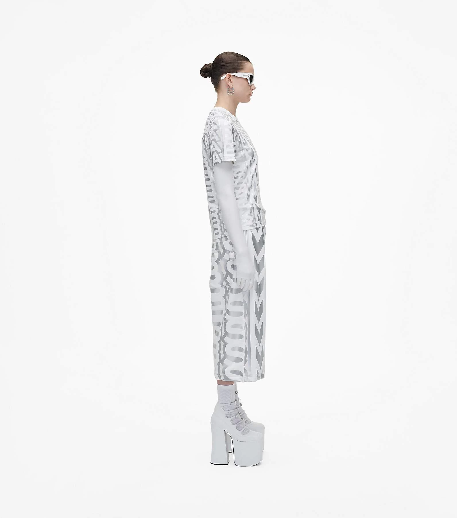 Marc Jacobs The Monogram Baby Tee SILVER/BRIGHT WHITE 6 Marc Jacobs The Monogram Baby Tee SILVER/BRIGHT WHITE - Image 4