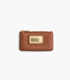 Marc Jacobs Re-Edition Classic Q Key Pouch ARGAN OIL -Fashion Store MJI 2F3SMP004S07 212 F8F8F8 1 1 MAIN 2