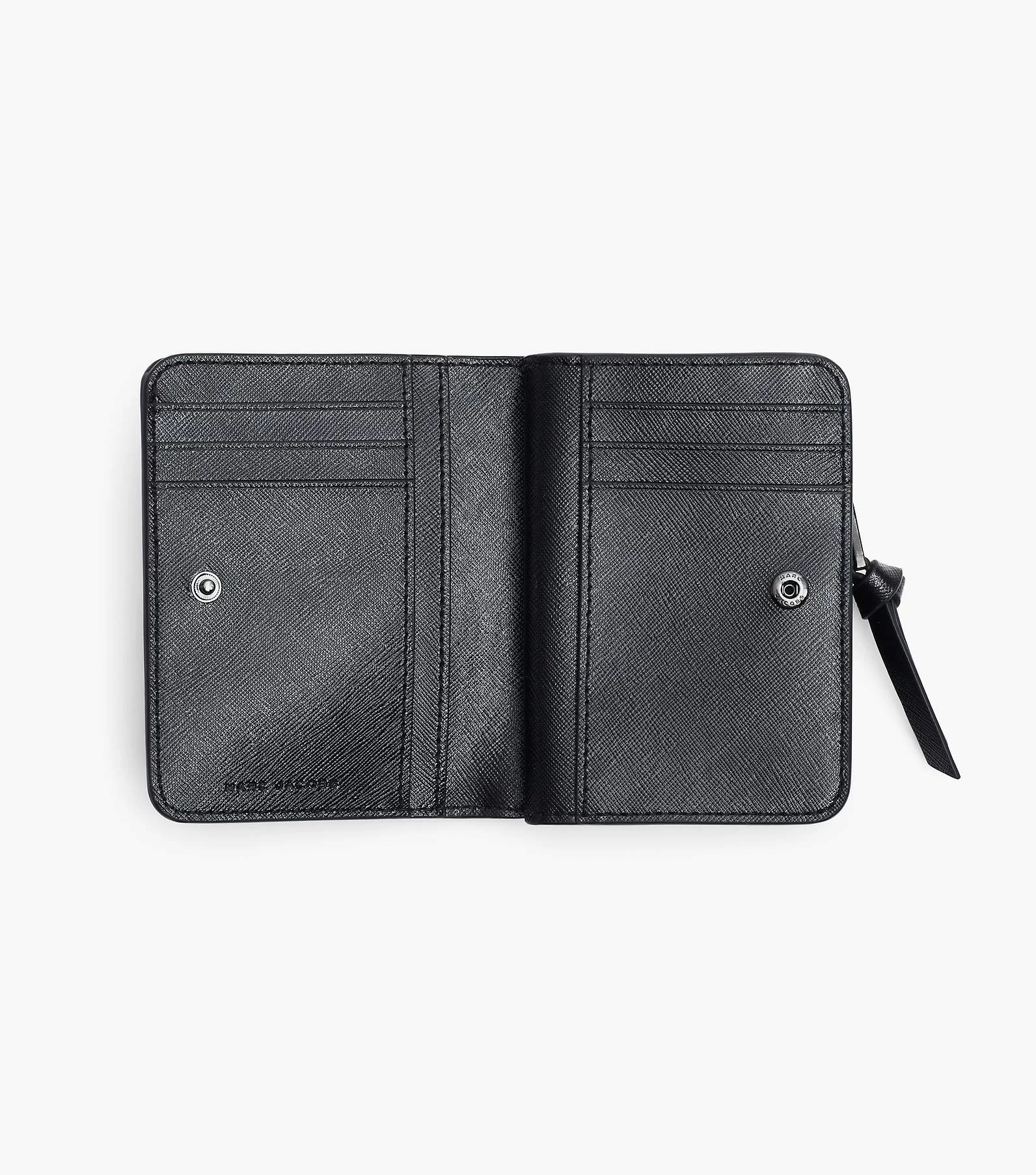 Marc Jacobs The Utility Snapshot DTM Mini Compact Wallet BLACK 5 Marc Jacobs The Utility Snapshot DTM Mini Compact Wallet BLACK - Image 3