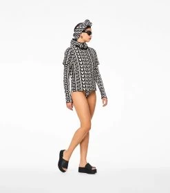 Melissa X Marc Jacobs Becky Platform Slide BLACK 15 Melissa X Marc Jacobs Becky Platform Slide BLACK -Fashion Store MJI 2P3FWD111F01 001 F8F8F8 1 1 ALT3