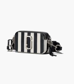 Marc Jacobs The Striped Snapshot BLACK/WHITE -Fashion Store MJI 2P3HCR001H01 005 F8F8F8 1 1 ALT4
