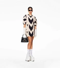 Marc Jacobs The St. Marc Top Handle BLACK -Fashion Store MJI 2P3HSC007H01 001 F8F8F8 1 1 ALT1