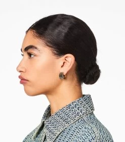 Marc Jacobs The Monogram Engraved Hoops AGED GOLD -Fashion Store MJI 2P3JER001J15 967 F8F8F8 1 1 ALT1