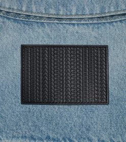 Marc Jacobs The Denim Trucker Jacket SUN BLEACHED DENIM 21 Marc Jacobs The Denim Trucker Jacket SUN BLEACHED DENIM -Fashion Store MJI 2P3RJC009D01 474 F8F8F8 1 1 ALT8