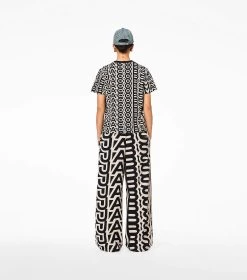 Marc Jacobs The Monogram Baby Tee BLACK/IVORY 18 Marc Jacobs The Monogram Baby Tee BLACK/IVORY -Fashion Store MJI 2P3RTP006C01 004 F8F8F8 1 1 ALT6