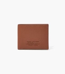 Marc Jacobs The Leather Billfold Wallet ARGAN OIL 10 Marc Jacobs The Leather Billfold Wallet ARGAN OIL -Fashion Store MJI 2P3SMP001S01 212 F8F8F8 1 1 MAIN 1