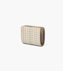 Marc Jacobs The Monogram Mini Compact Wallet KHAKI -Fashion Store MJI 2P3SMP054S01 223 F8F8F8 1 1 ALT1