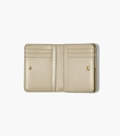 Marc Jacobs The Monogram Mini Compact Wallet KHAKI -Fashion Store MJI 2P3SMP054S01 223 F8F8F8 1 1 ALT3