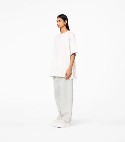 Marc Jacobs The Monogram Big Tee EGGSHELL/OPTIC WHITE -Fashion Store MJI C602P26SP22 142 F8F8F8 1 1 ALT5