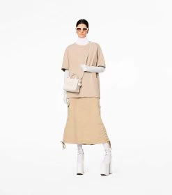 Marc Jacobs The Leather Mini Tote Bag COTTON/SILVER 29 Marc Jacobs The Leather Mini Tote Bag COTTON/SILVER -Fashion Store MJI H053L01RE22 140 F8F8F8 1 1 ALT1