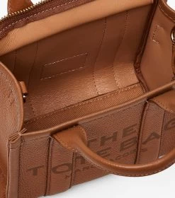 Marc Jacobs The Leather Mini Tote Bag ARGAN OIL 33 Marc Jacobs The Leather Mini Tote Bag ARGAN OIL -Fashion Store MJI H053L01RE22 212 F8F8F8 1 1 ALT5