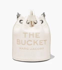 Marc Jacobs The Leather Bucket Bag COTTON/SILVER -Fashion Store MJI H652L01PF22 140 F8F8F8 1 1 ALT4
