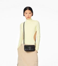 Marc Jacobs The Croc-Embossed J Marc Mini Bag BLACK 15 Marc Jacobs The Croc-Embossed J Marc Mini Bag BLACK -Fashion Store MJI H907L01RE22 001 F8F8F8 1 1 ALT3
