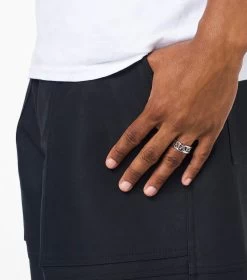 Marc Jacobs The Monogram Ring SILVER -Fashion Store MJI J403MT1RE22 040 F8F8F8 1 1 ALT3