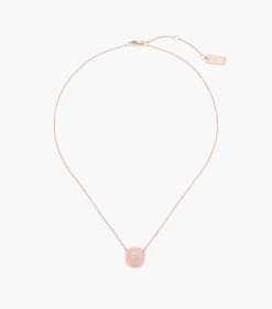 Marc Jacobs The Medallion Pendant SAND/ROSE GOLD 20 Marc Jacobs The Medallion Pendant SAND/ROSE GOLD -Fashion Store MJI M0017166 277 F8F8F8 1 1 ALT3