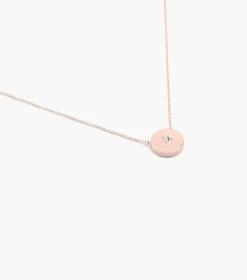 Marc Jacobs The Medallion Pendant SAND/ROSE GOLD 17 Marc Jacobs The Medallion Pendant SAND/ROSE GOLD -Fashion Store MJI M0017166 277 F8F8F8 1 1 MAIN 1