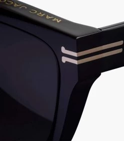 Marc Jacobs Icon Edge Oversized Square Sunglasses BLACK -Fashion Store MJI M8000814 001 F8F8F8 1 1 ALT4