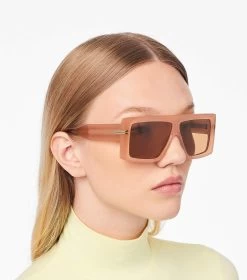 Marc Jacobs Icon Rectangular Sunglasses NUDE 12 Marc Jacobs Icon Rectangular Sunglasses NUDE -Fashion Store MJI M8000827 262 F8F8F8 1 1 ALT1