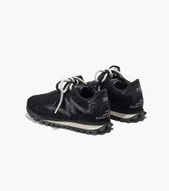 Marc Jacobs The Teddy Jogger BLACK -Fashion Store MJI M9002354 001 F8F8F8 1 1 ALT2