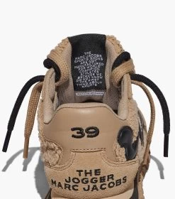 Marc Jacobs The Teddy Jogger BEIGE -Fashion Store MJI M9002354 260 F8F8F8 1 1 ALT5