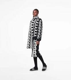 Marc Jacobs The Monogram Slide BLACK/WHITE -Fashion Store MJI M9002401 005 F8F8F8 1 1 ALT1