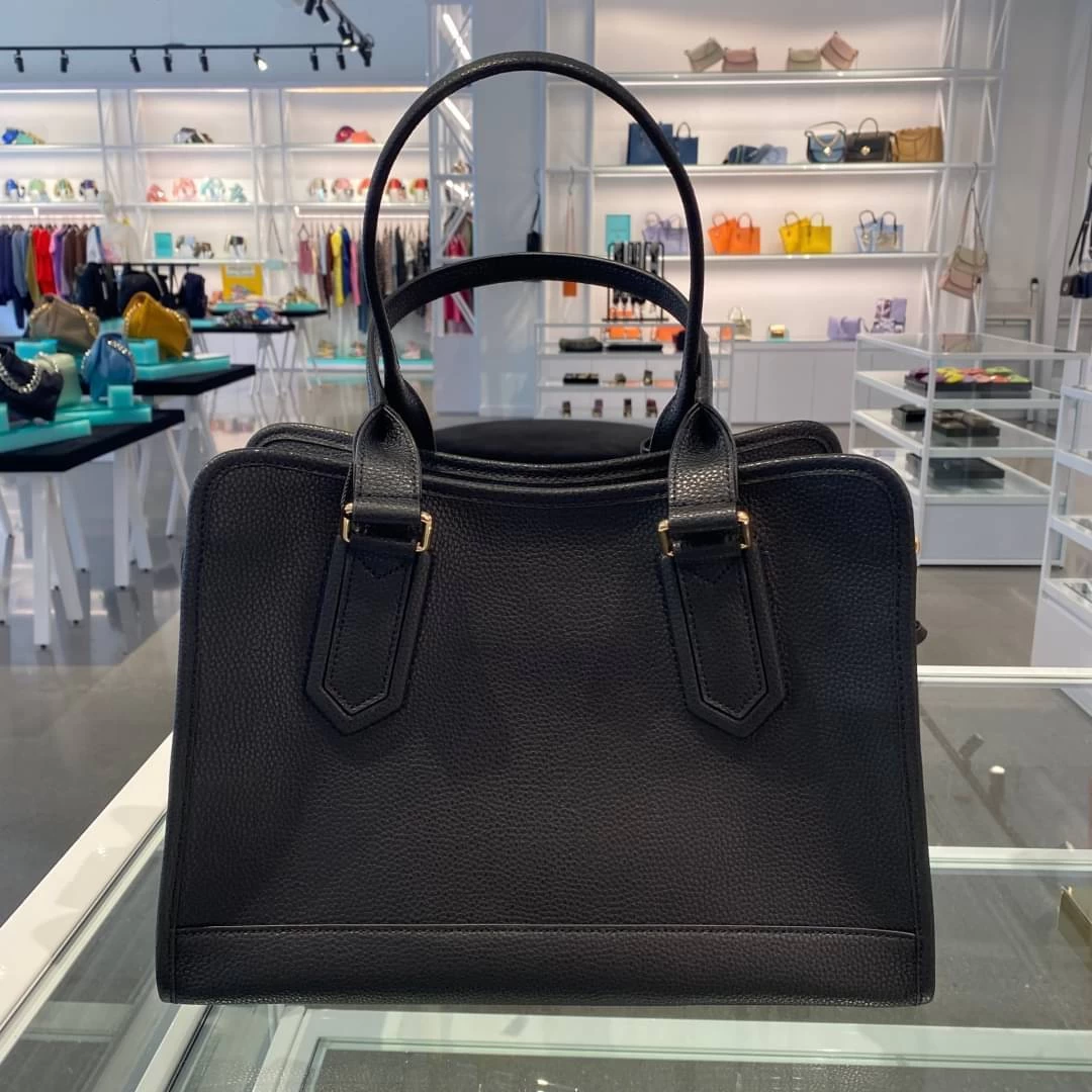 MARC JACOBS | Unisex A4 Plain Logo Totes 8 MARC JACOBS | Unisex A4 Plain Logo Totes - Image 6