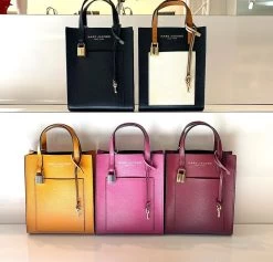 MARC JACOBS | Unisex Faux Fur 2WAY Plain PVC Clothing Small Shoulder Bag 18 MARC JACOBS | Unisex Faux Fur 2WAY Plain PVC Clothing Small Shoulder Bag -Fashion Store org 122