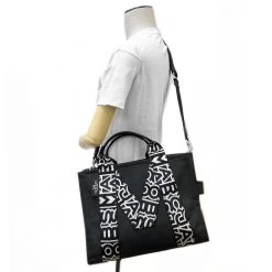 MARC JACOBS | Casual Style Canvas A4 2WAY Crossbody Logo Totes 13 MARC JACOBS | Casual Style Canvas A4 2WAY Crossbody Logo Totes -Fashion Store org 1351