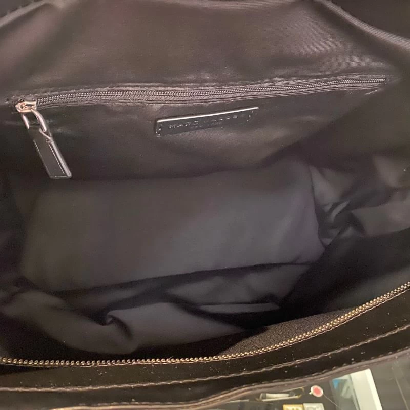 MARC JACOBS | Unisex Canvas Faux Fur A4 Plain PVC Clothing Logo Outlet 8 MARC JACOBS | Unisex Canvas Faux Fur A4 Plain PVC Clothing Logo Outlet - Image 6