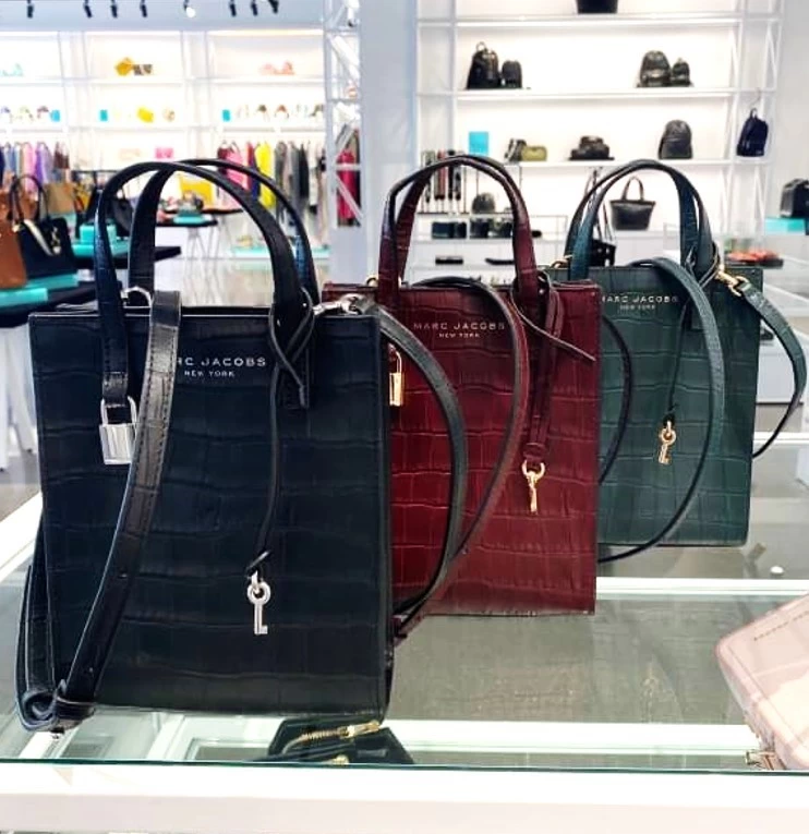 MARC JACOBS | Unisex Crocodile Faux Fur 2WAY Other Animal Patterns 3 MARC JACOBS | Unisex Crocodile Faux Fur 2WAY Other Animal Patterns