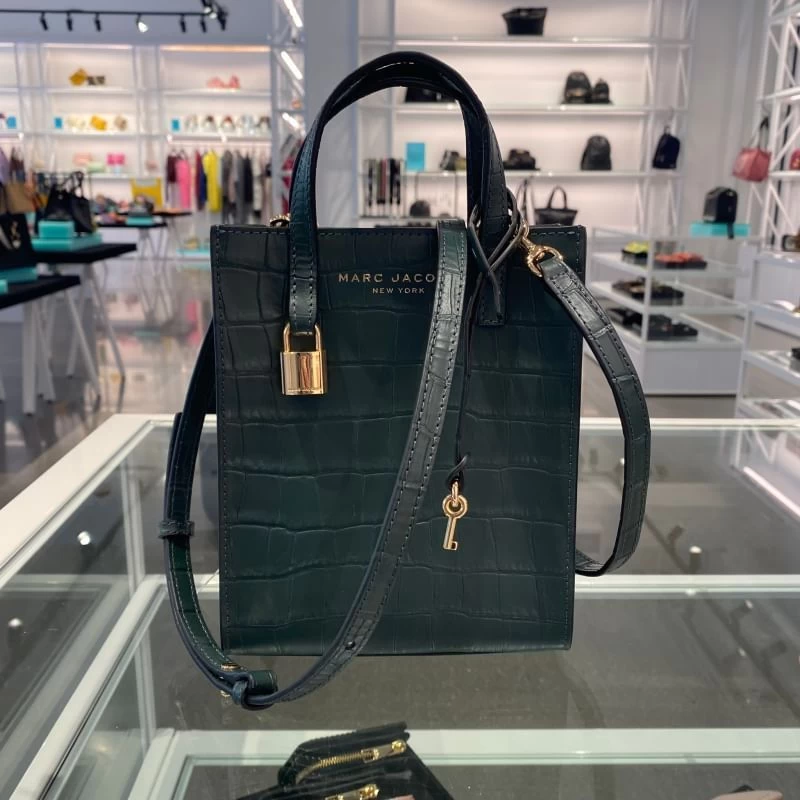 MARC JACOBS | Unisex Crocodile Faux Fur 2WAY Other Animal Patterns 8 MARC JACOBS | Unisex Crocodile Faux Fur 2WAY Other Animal Patterns - Image 6