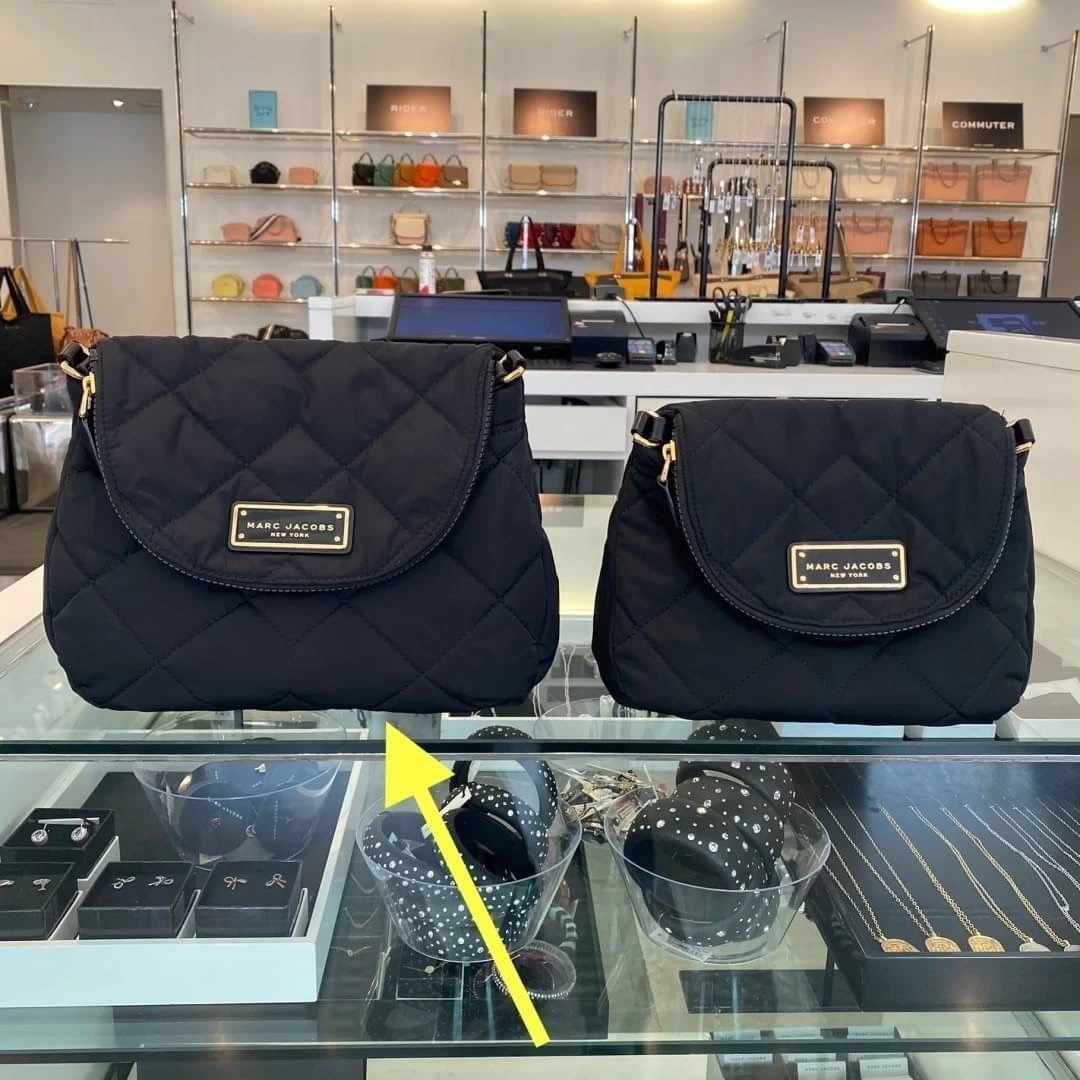 MARC JACOBS | Unisex 2WAY Logo Messenger & Shoulder Bags 5 MARC JACOBS | Unisex 2WAY Logo Messenger & Shoulder Bags - Image 3