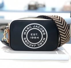 MARC JACOBS | Unisex Street Style Plain Messenger & Shoulder Bags