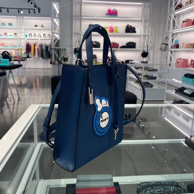 MARC JACOBS | Unisex 2WAY Plain Totes 6 MARC JACOBS | Unisex 2WAY Plain Totes - Image 4