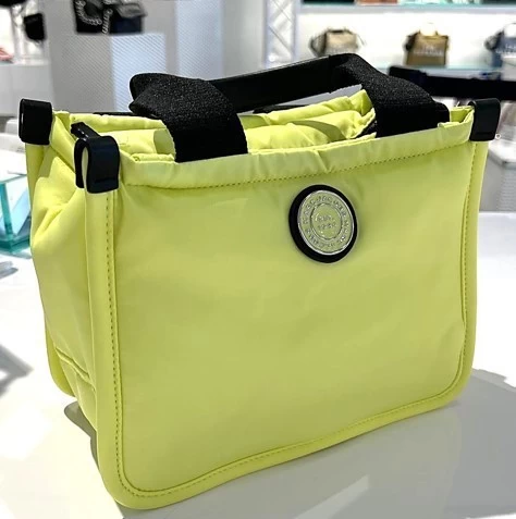 MARC JACOBS | Unisex Nylon Logo Totes 6 MARC JACOBS | Unisex Nylon Logo Totes - Image 4