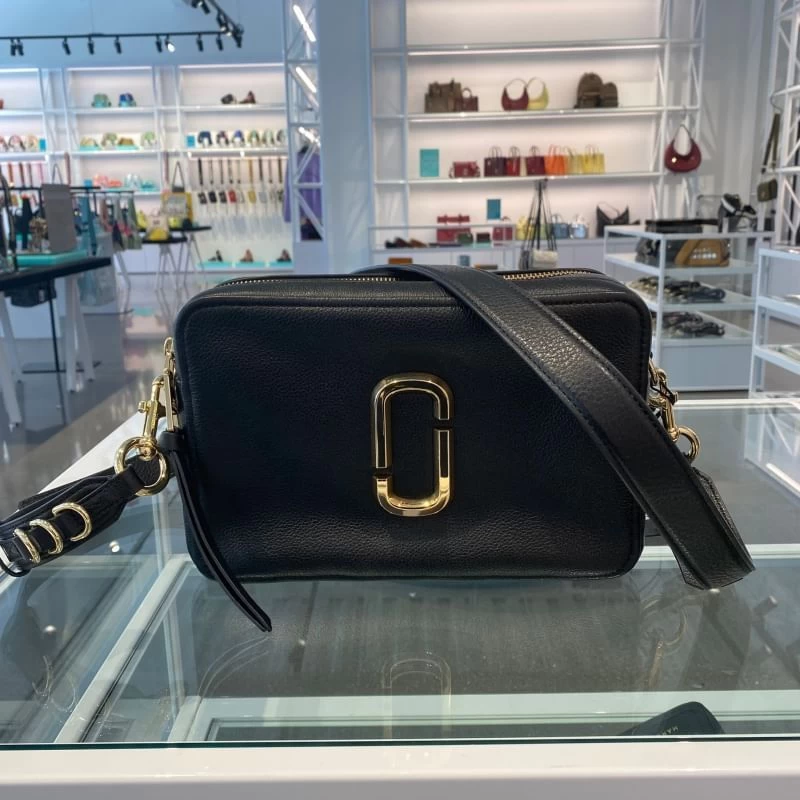 MARC JACOBS | Street Style 2WAY Plain Logo Messenger & Shoulder Bags 3 MARC JACOBS | Street Style 2WAY Plain Logo Messenger & Shoulder Bags