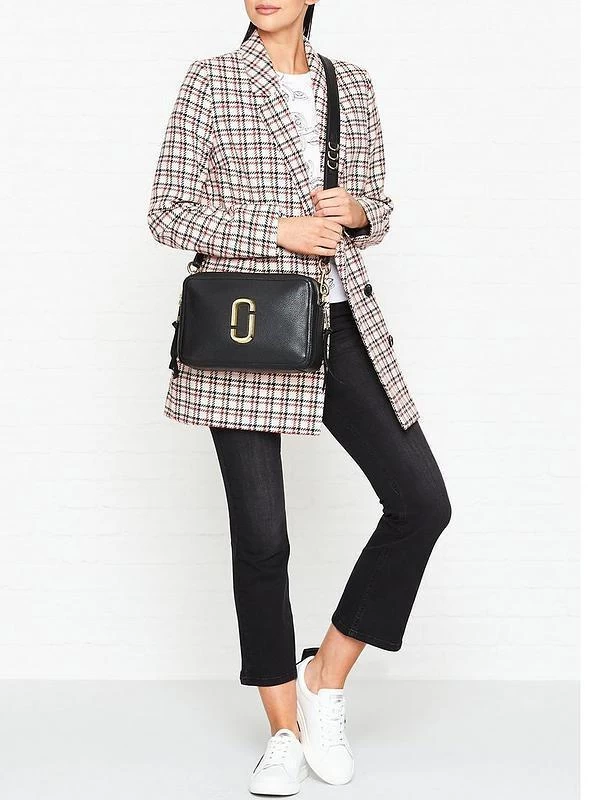 MARC JACOBS | Street Style 2WAY Plain Logo Messenger & Shoulder Bags 8 MARC JACOBS | Street Style 2WAY Plain Logo Messenger & Shoulder Bags - Image 6