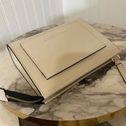 MARC JACOBS | Unisex Plain Logo Outlet Clutches -Fashion Store org 65