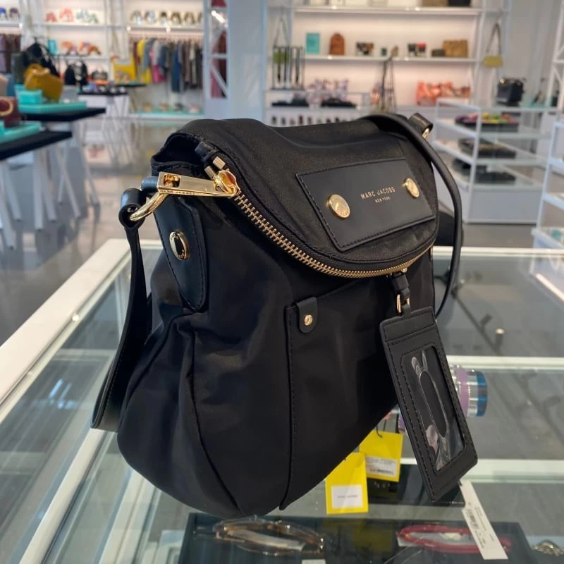 MARC JACOBS | Unisex Plain Logo Messenger & Shoulder Bags 4 MARC JACOBS | Unisex Plain Logo Messenger & Shoulder Bags - Image 2