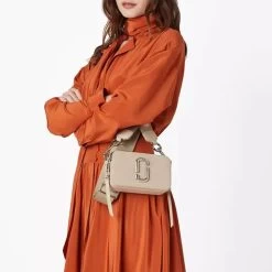 MARC JACOBS | Casual Style 2WAY Plain Leather Crossbody Logo -Fashion Store org 937