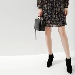 MARC JACOBS | Casual Style Plain Leather Party Style Crossbody Logo -Fashion Store org 947